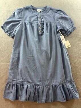 CeCe Women’s' Light Blue Ruffle Hem Dress